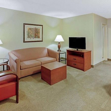 Hotel La Quinta By Wyndham Appleton College Avenue Exteriér fotografie