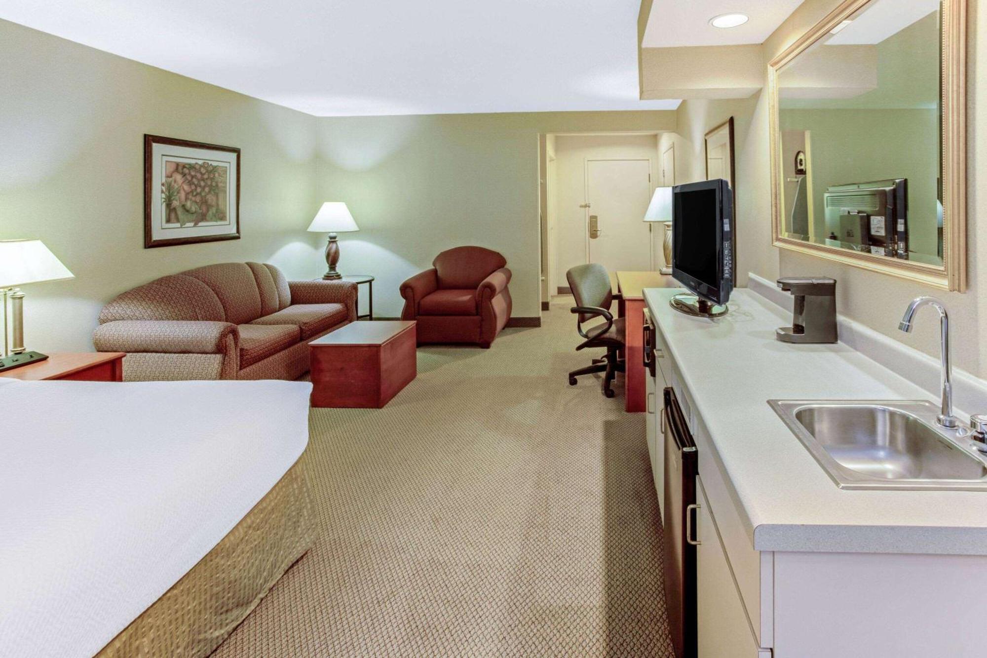 Hotel La Quinta By Wyndham Appleton College Avenue Exteriér fotografie